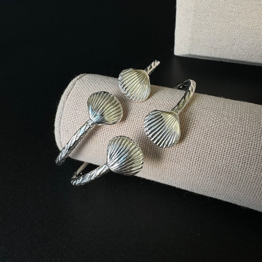 Elegant Sea Shell Scallop .925 Sterling Silver West Indian Bangles, 1 pair